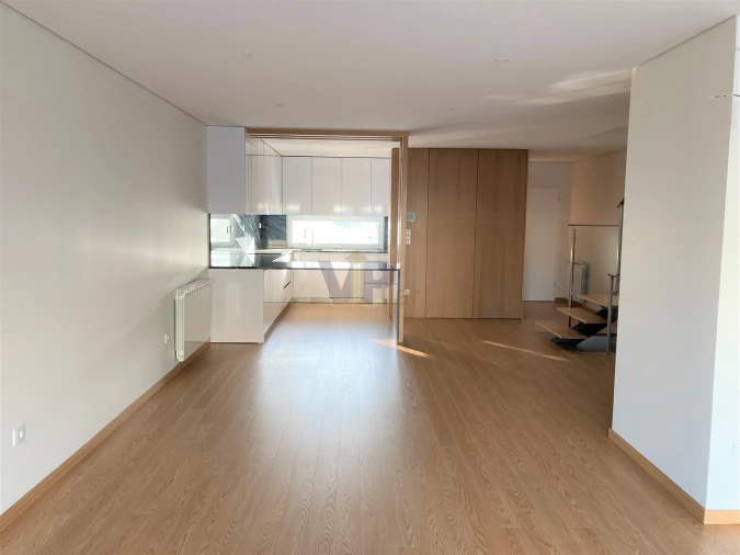 Moradia T4 para Venda em Custóias, Leça do Balio e Guifões Foto 2