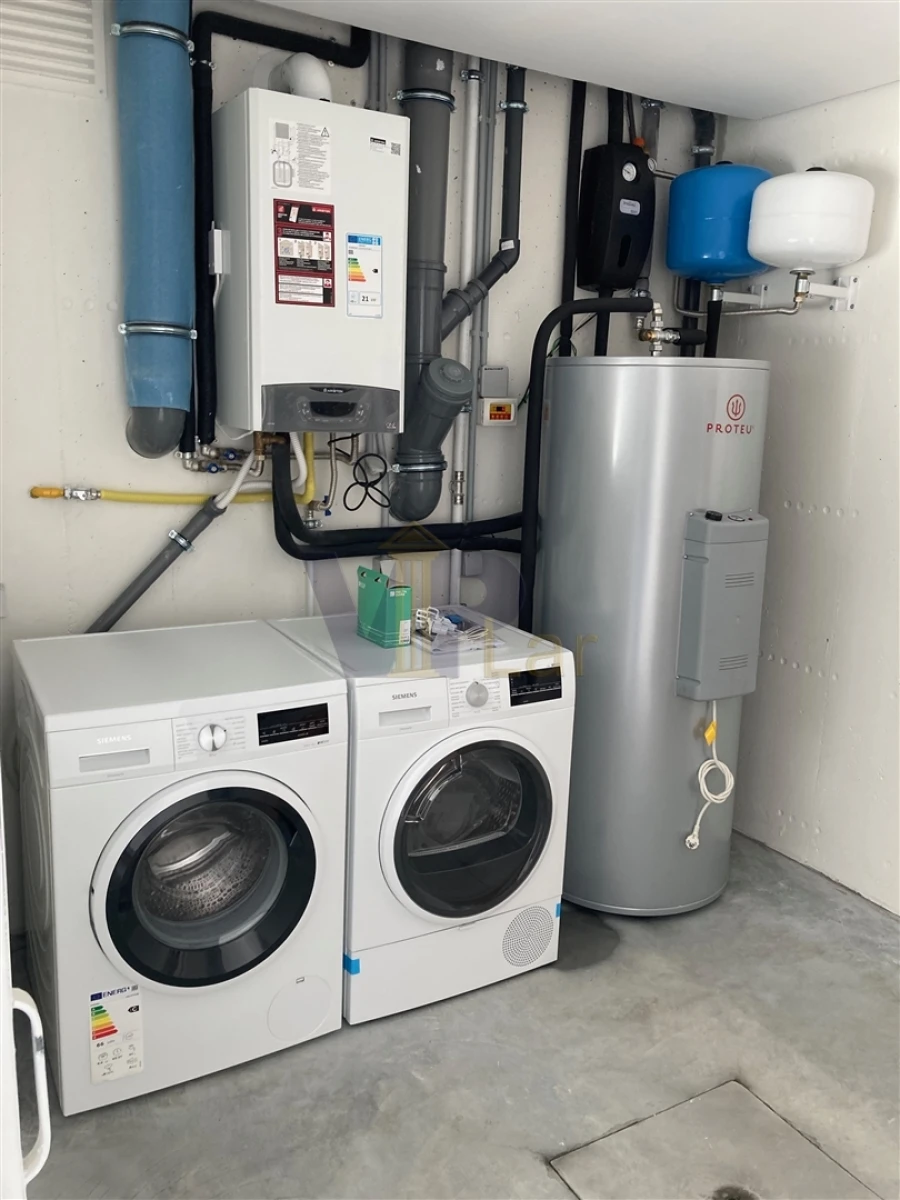 Moradia T4 para Venda em Custóias, Leça do Balio e Guifões Foto 12