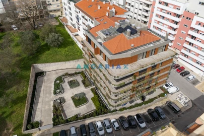 Apartamento T4 para Venda em Leiria, Pousos, Barreira e Cortes
