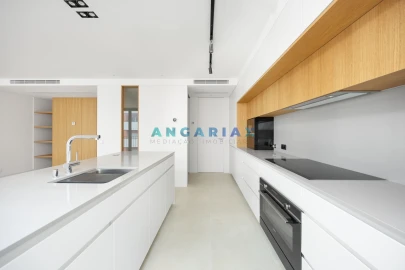 Apartamento T4 para Venda em Leiria, Pousos, Barreira e Cortes