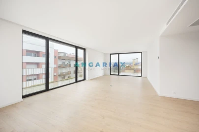 Apartamento T4 para Venda em Leiria, Pousos, Barreira e Cortes