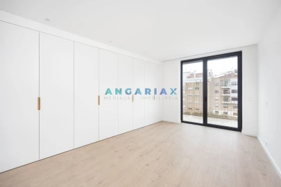 Apartamento T4 para Venda em Leiria, Pousos, Barreira e Cortes