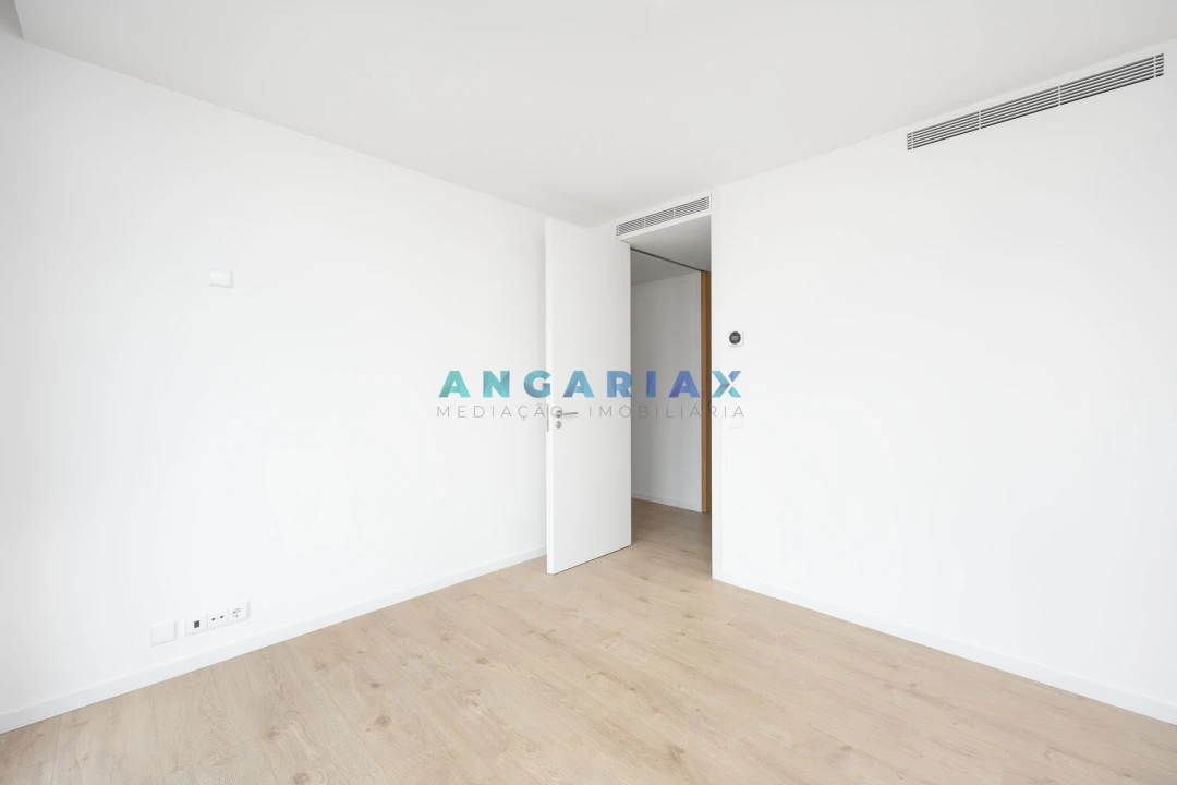 Apartamento T4 para Venda em Leiria, Pousos, Barreira e Cortes Foto 25