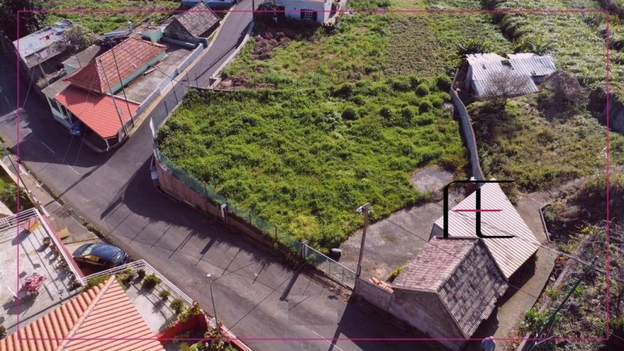 Terreno para Venda em Canhas Foto 7