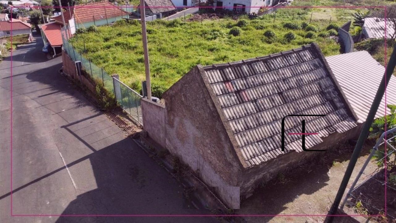 Terreno para Venda em Canhas Foto 5