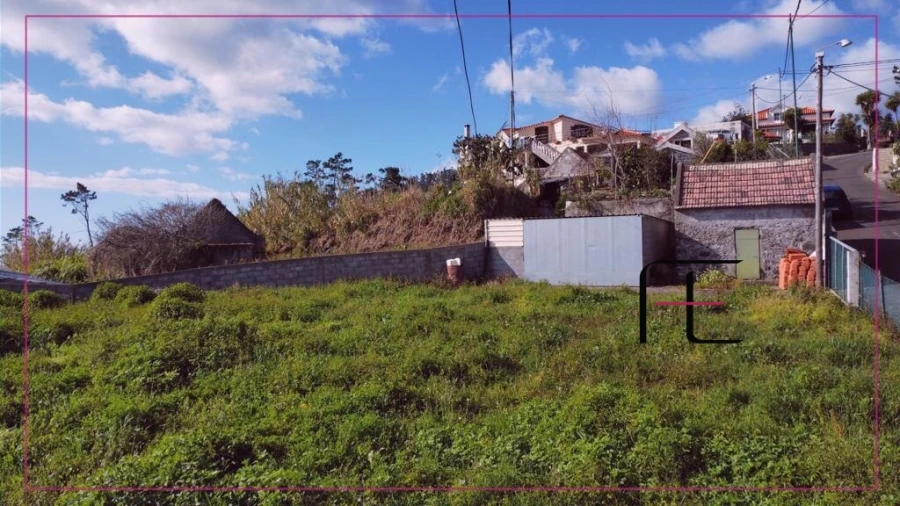 Terreno para Venda em Canhas Foto 4