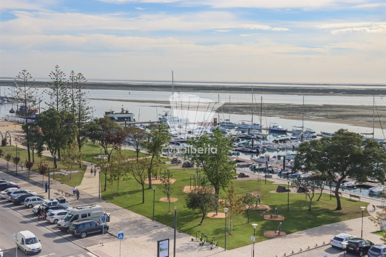 Apartamento T2 para Venda em Olhão Foto 29