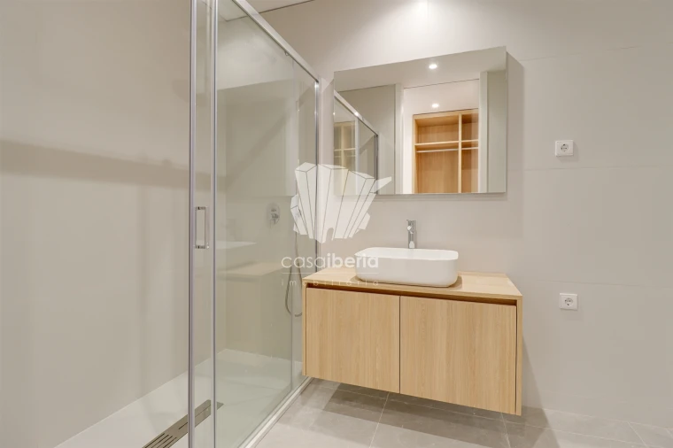 Apartamento T2 para Venda em Olhão Foto 10