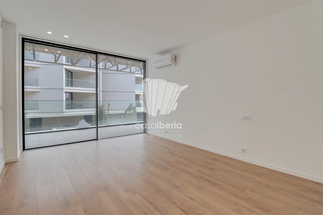 Apartamento T2 para Venda em Olhão Foto 7