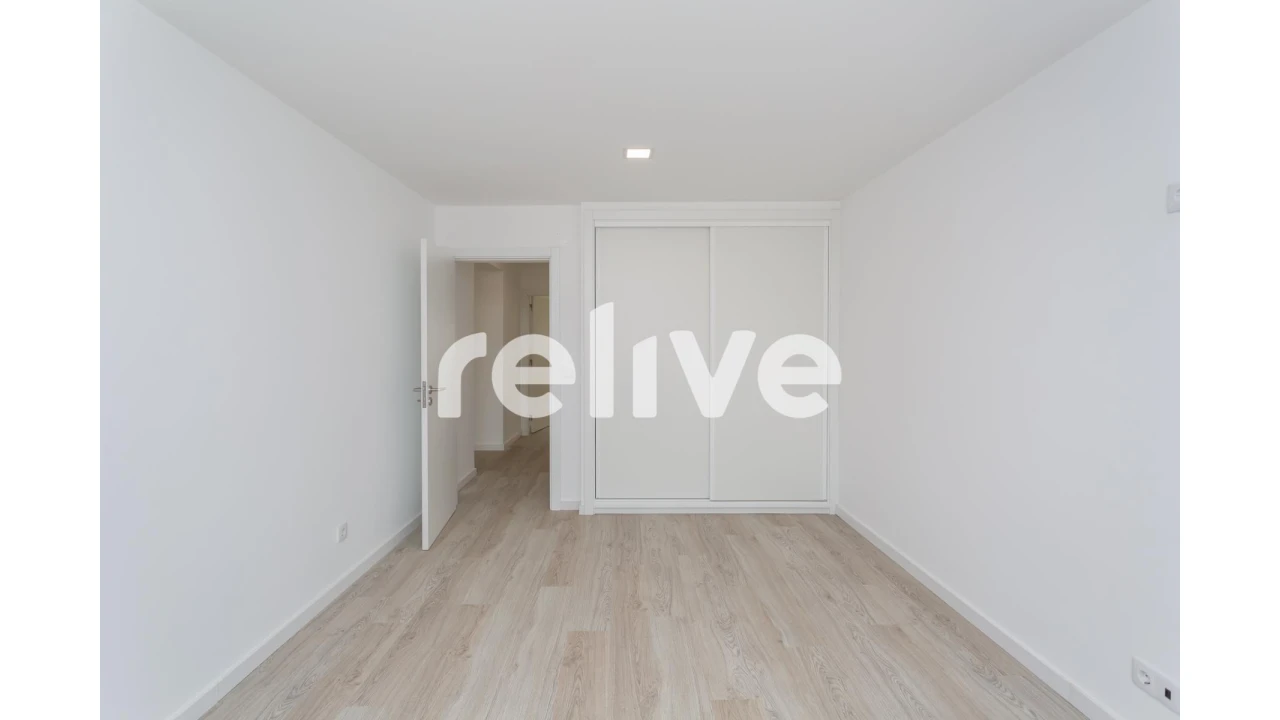 Apartamento T2 para Venda em Silveira Foto 16