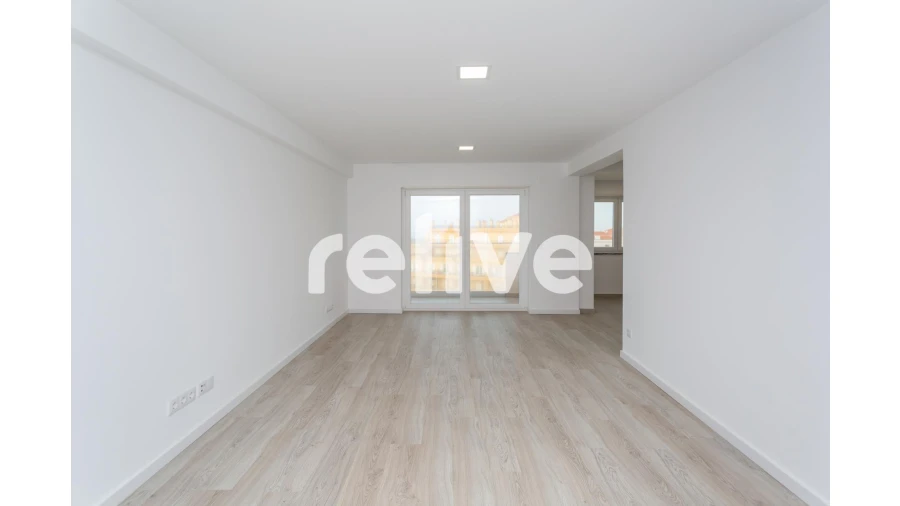 Apartamento T2 para Venda em Silveira Foto 3