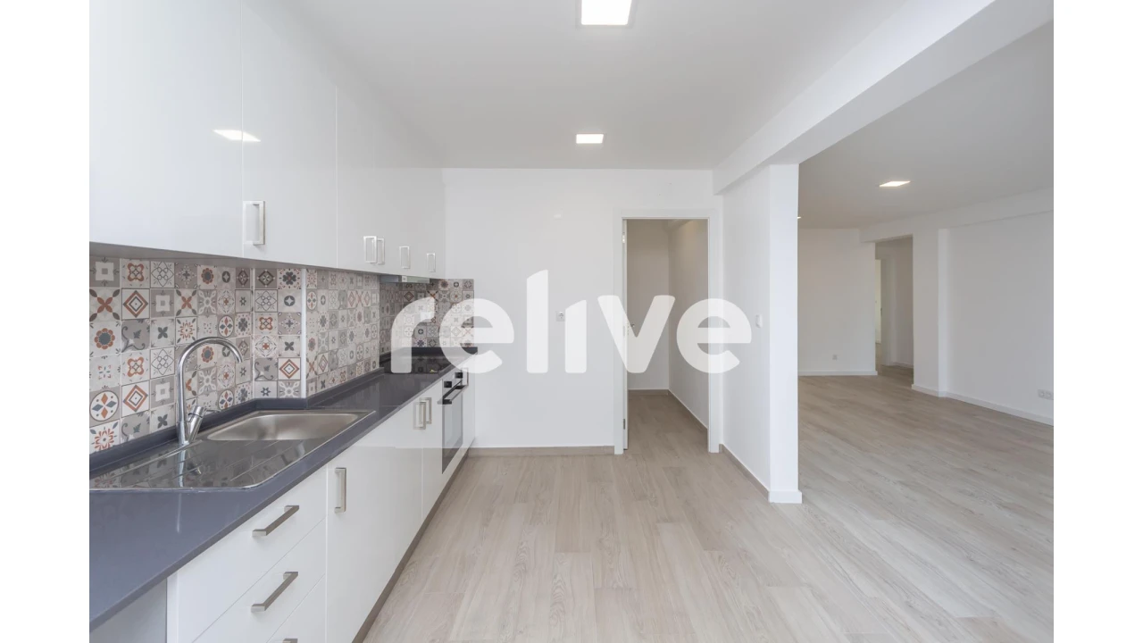 Apartamento T2 para Venda em Silveira Foto 9