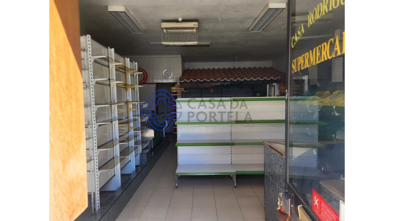 Loja para Venda em Moreira Foto 7