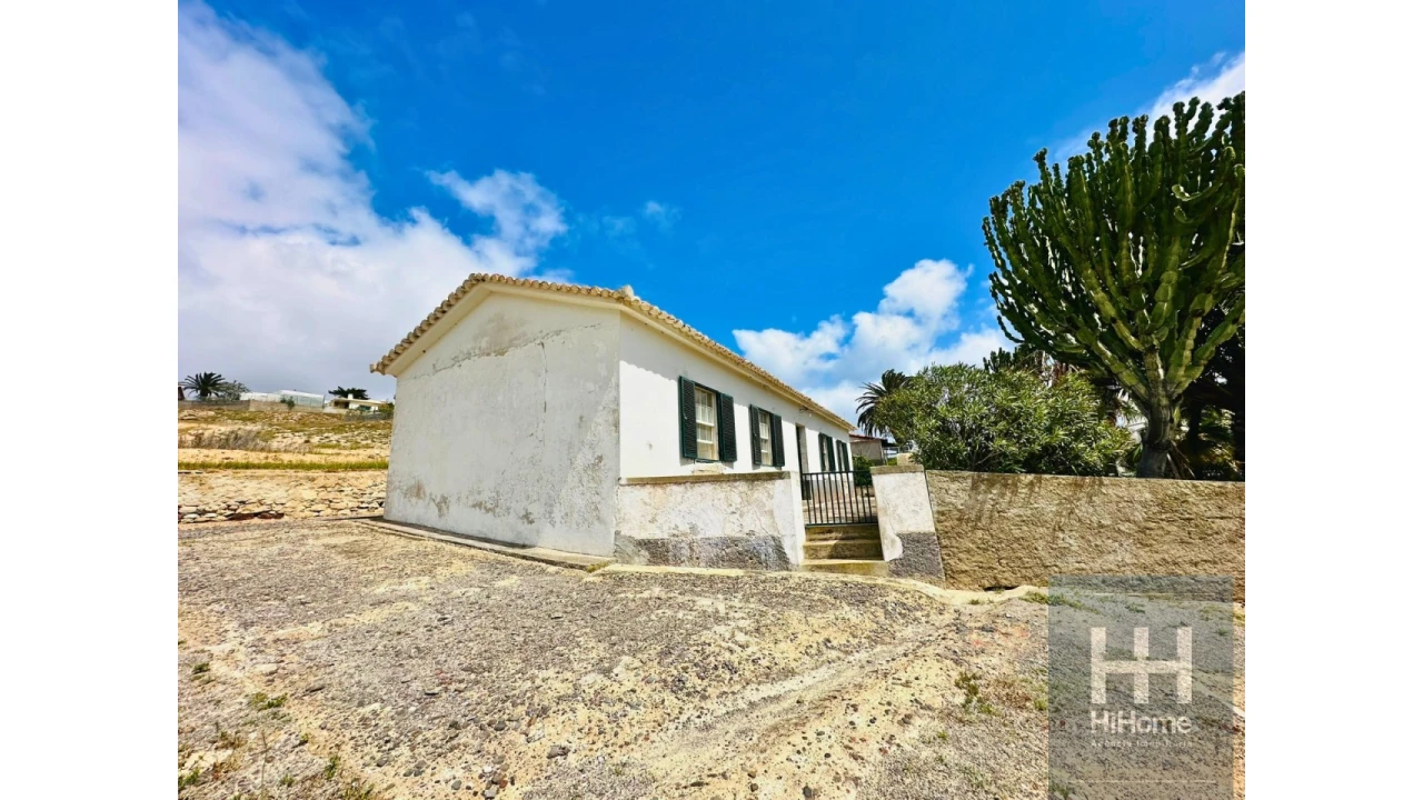 Moradia T4 para Venda em Porto Santo Foto 4