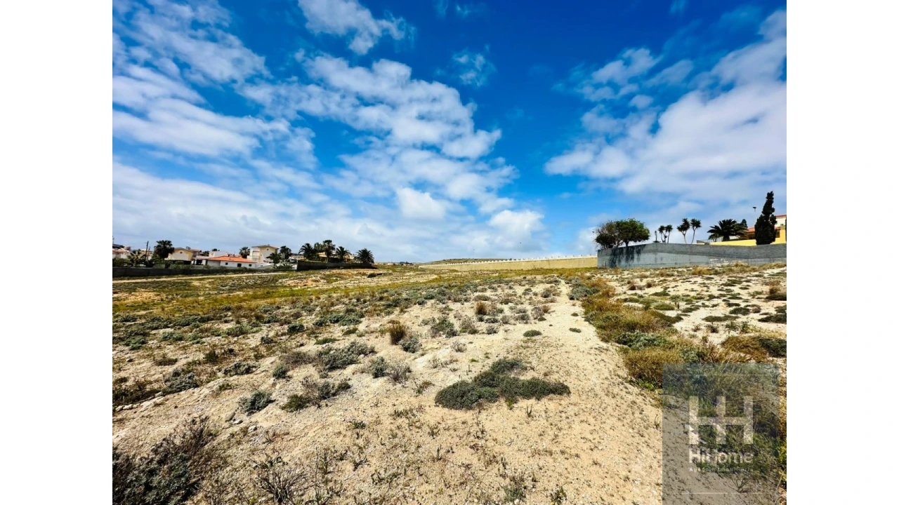 Moradia T4 para Venda em Porto Santo Foto 40