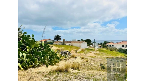 Moradia T4 para Venda em Porto Santo