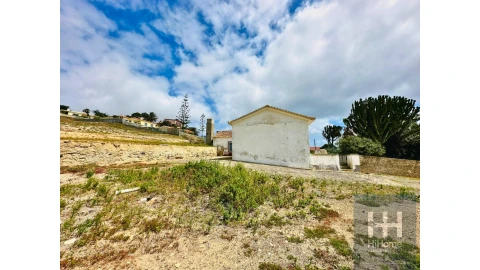 Moradia T4 para Venda em Porto Santo