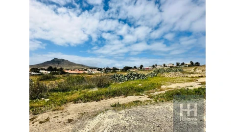 Moradia T4 para Venda em Porto Santo