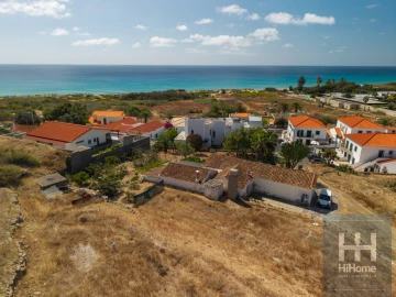 Moradia T4 para Venda em Porto Santo