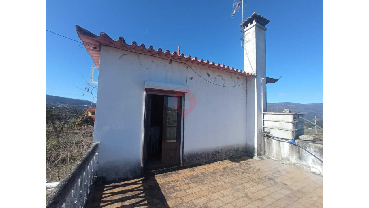 Moradia T5 para Venda em Prado e Remoães Foto 17