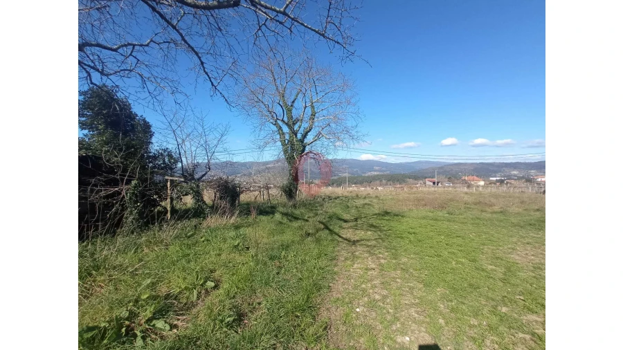 Moradia T2 para Venda em Prado e Remoães Foto 9