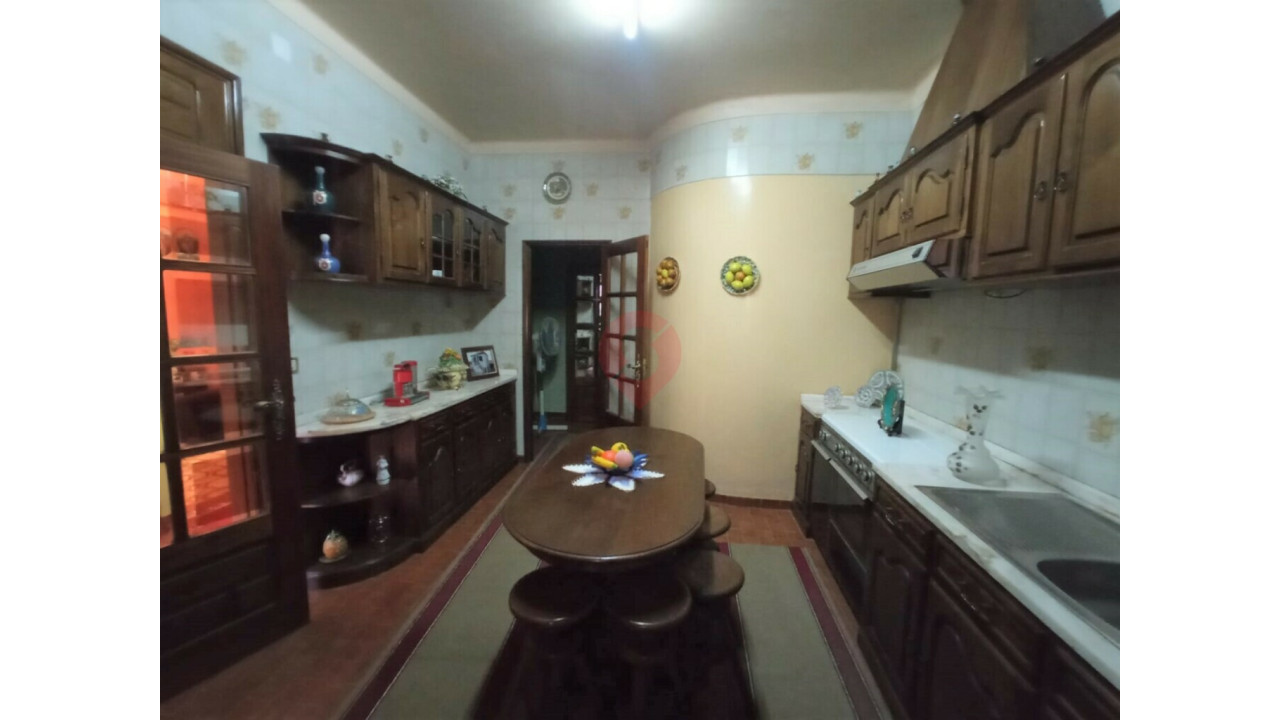 Moradia T3 para Venda em Cristoval Foto 6