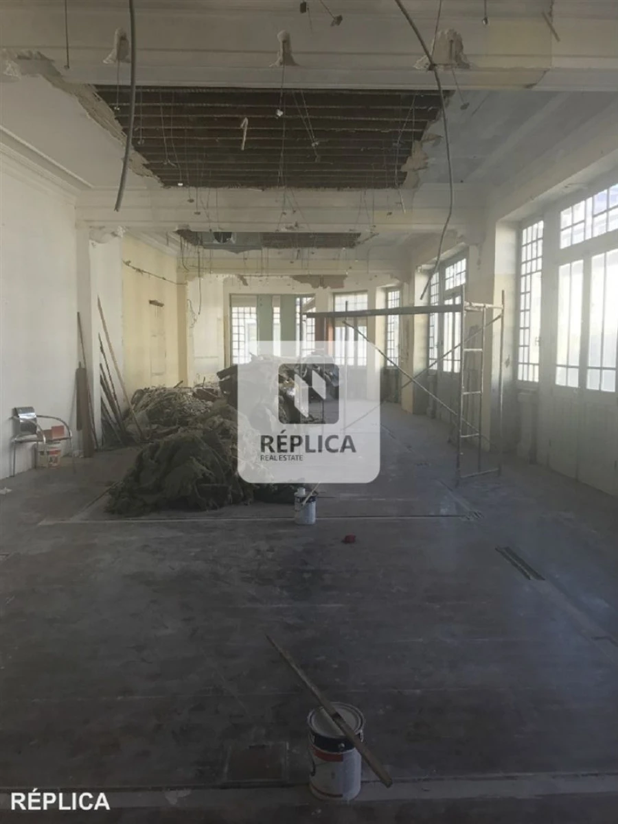 Prédio para Arrendamento em Cedofeita, Santo Ildefonso, Sé, Miragaia, São Nicolau e Vitória Foto 8