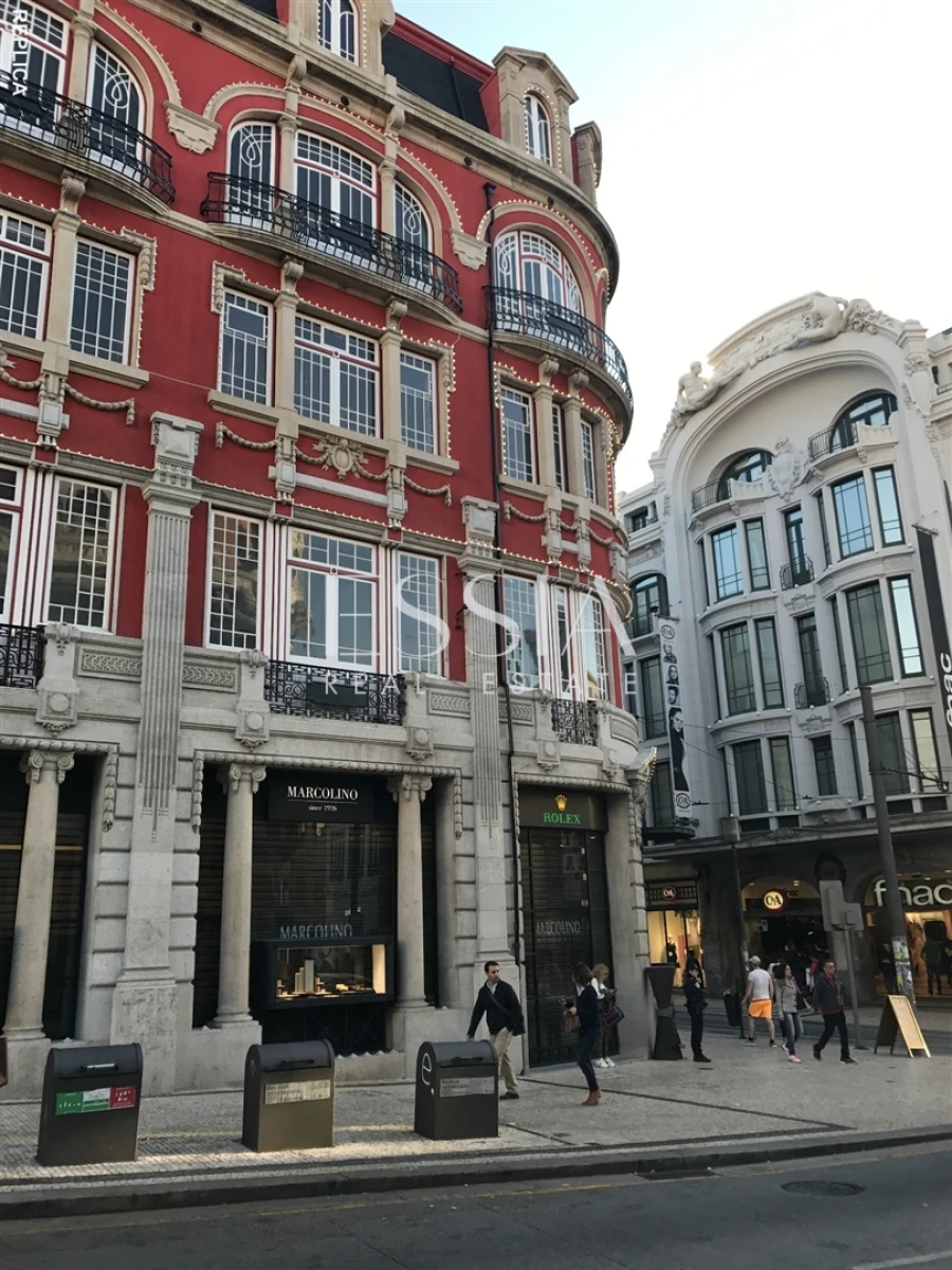 Prédio para Arrendamento em Cedofeita, Santo Ildefonso, Sé, Miragaia, São Nicolau e Vitória Foto 13