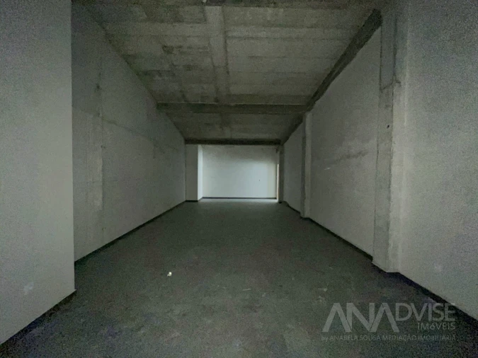 Loja para Venda em Repeses e São Salvador Foto 14