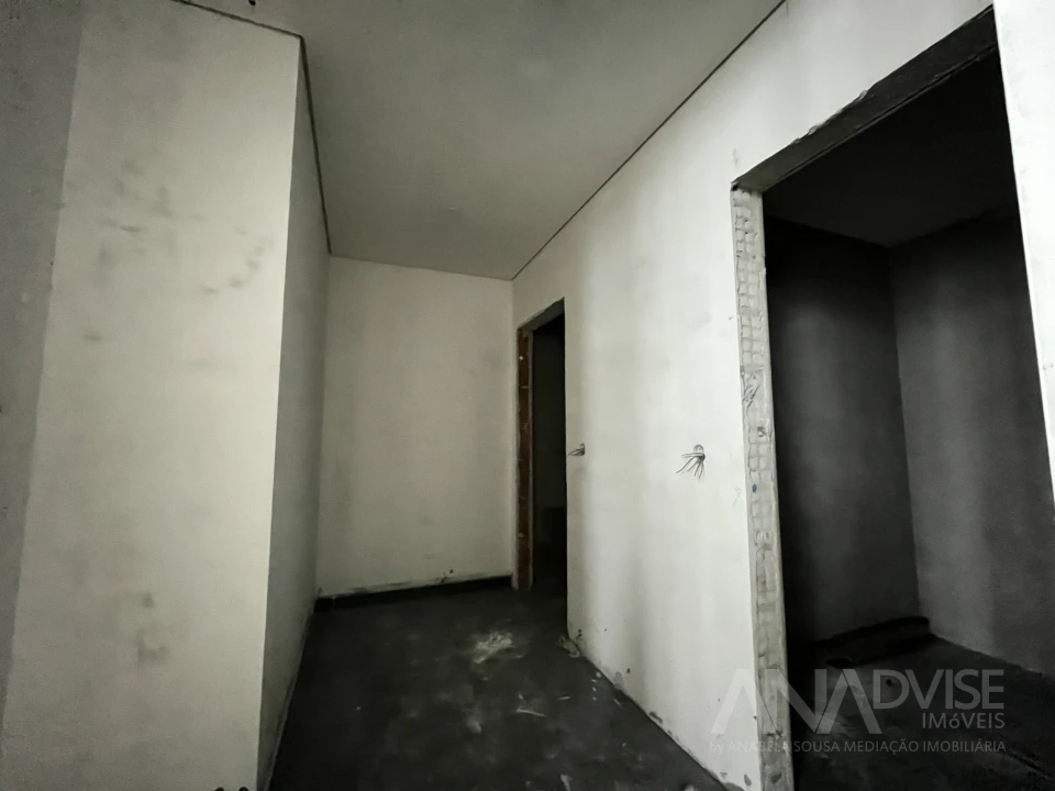 Loja para Venda em Repeses e São Salvador Foto 5