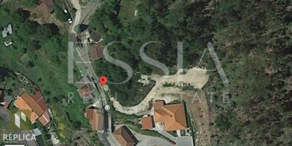 Terreno para Venda em Mosteiro Foto 2