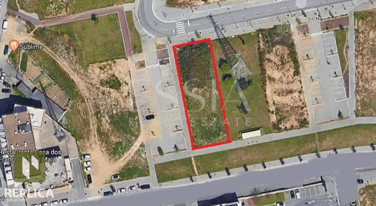 Terreno para Venda em Cidade da Maia Foto 2