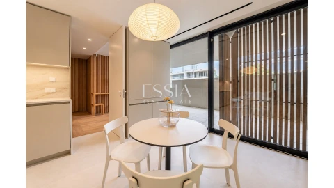 Apartamento T4 para Venda em Aldoar, Foz do Douro e Nevogilde