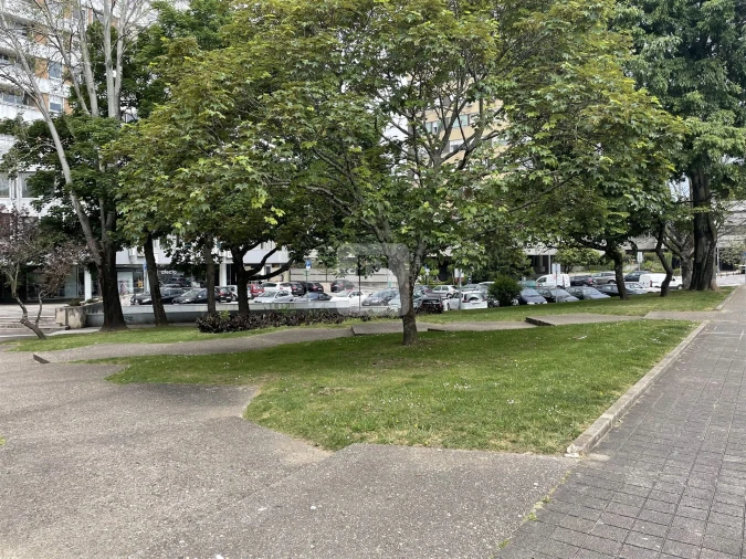 Loja para Venda em Ramalde Foto 5