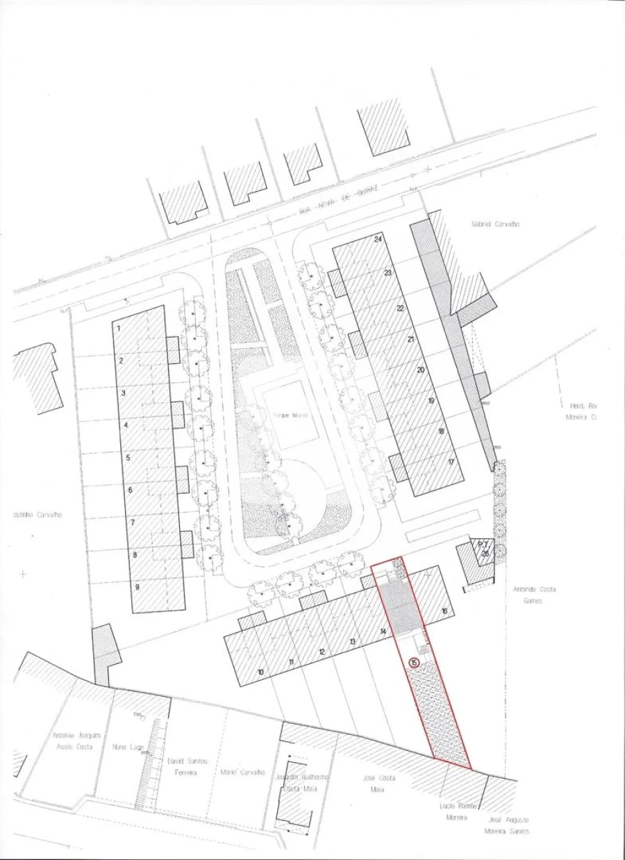 Terreno para Venda em Castêlo da Maia Foto 2