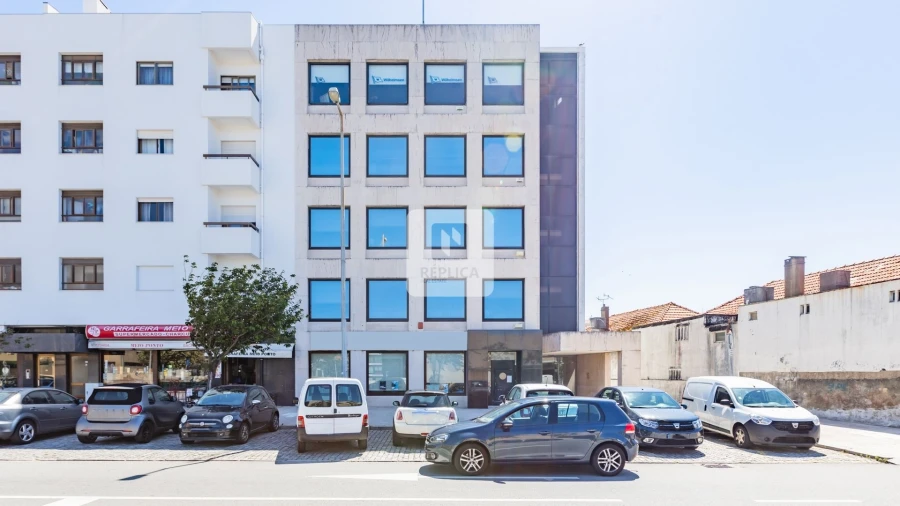 Loja para Venda em Matosinhos e Leça da Palmeira Foto 12
