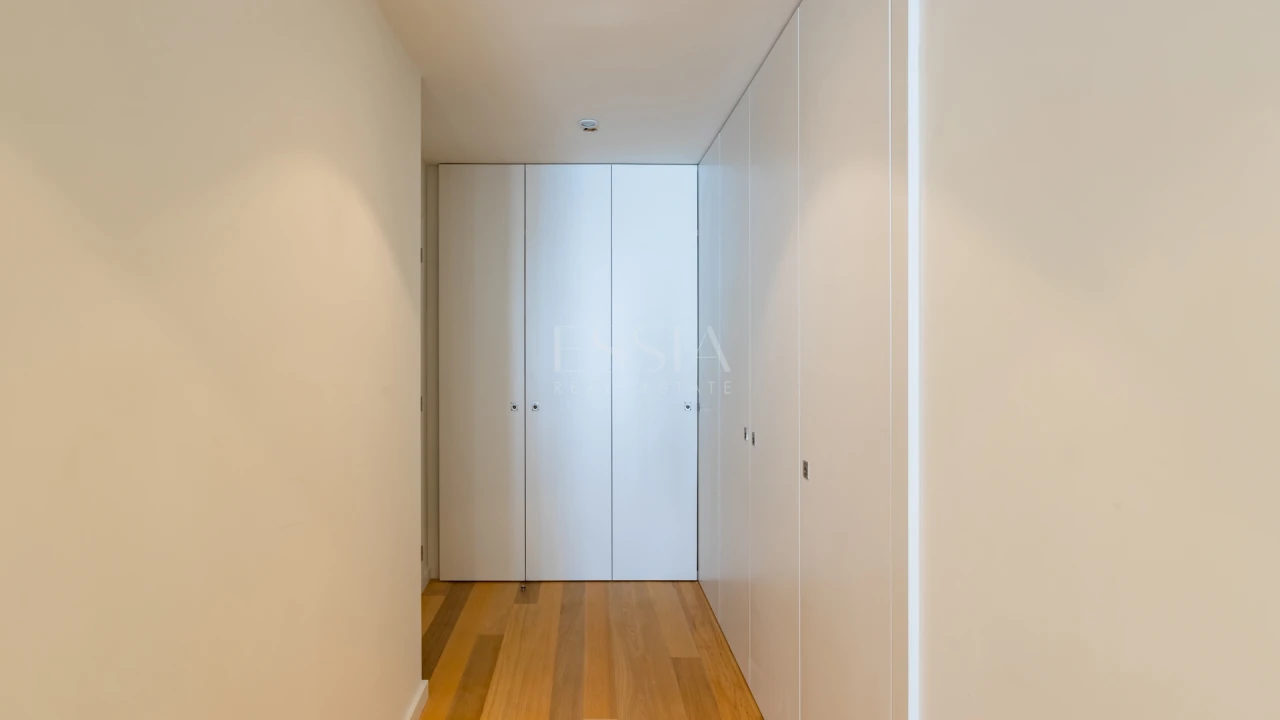 Apartamento T4 para Venda em Aldoar, Foz do Douro e Nevogilde Foto 28
