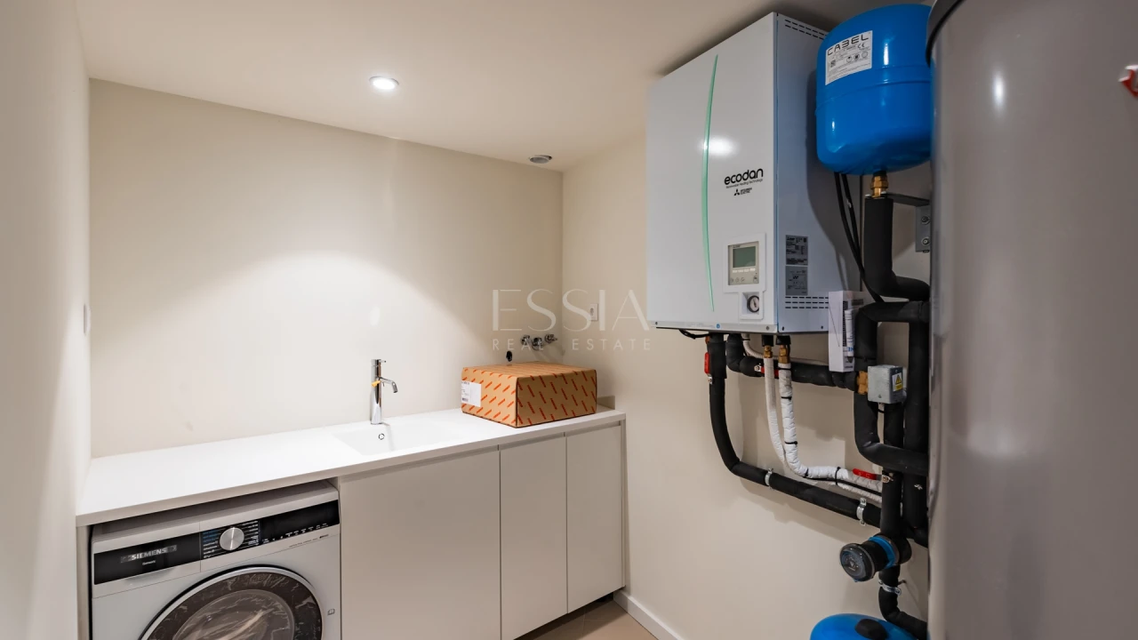 Apartamento T4 para Venda em Aldoar, Foz do Douro e Nevogilde Foto 32