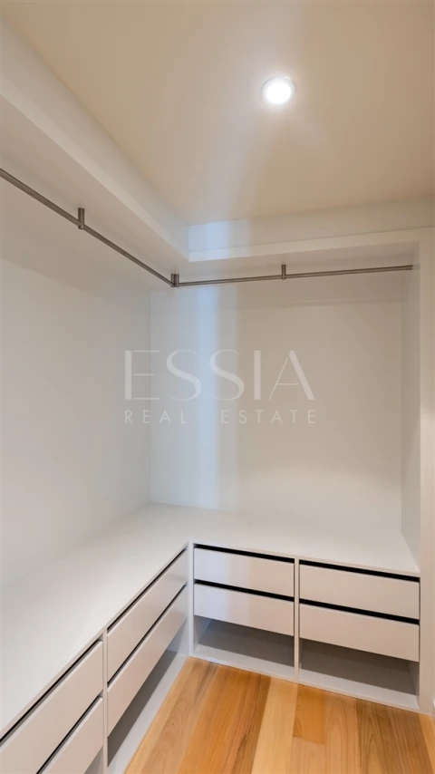 Apartamento T4 para Venda em Aldoar, Foz do Douro e Nevogilde