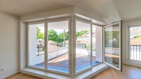 Apartamento T4 para Venda em Aldoar, Foz do Douro e Nevogilde