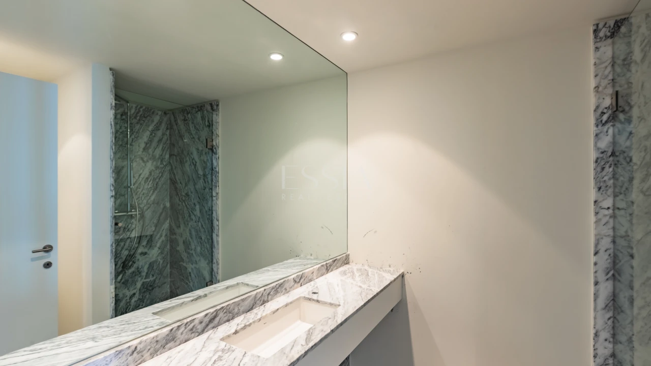 Apartamento T4 para Venda em Aldoar, Foz do Douro e Nevogilde Foto 24