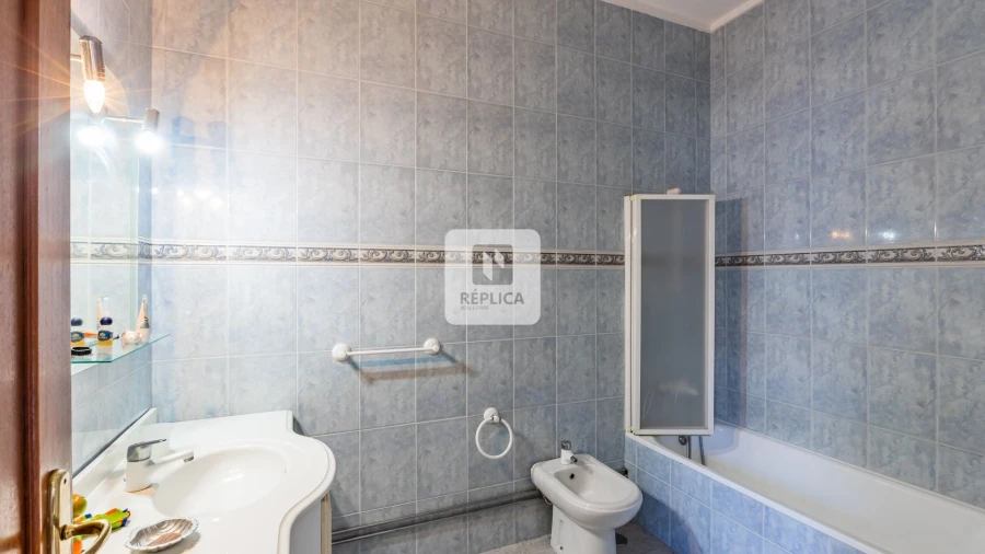 Quinta T9 para Venda em Carreira e Refojos de Riba de Ave Foto 18