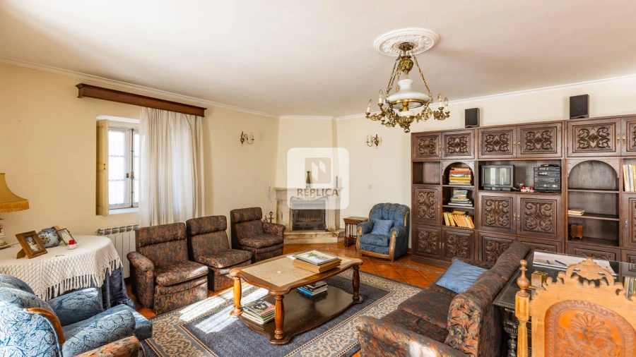 Quinta T9 para Venda em Carreira e Refojos de Riba de Ave Foto 8