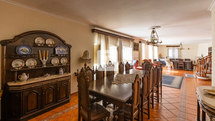 Quinta T9 para Venda em Carreira e Refojos de Riba de Ave Foto 5