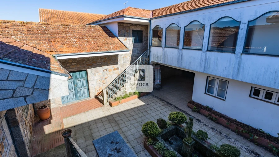 Quinta T9 para Venda em Carreira e Refojos de Riba de Ave Foto 19