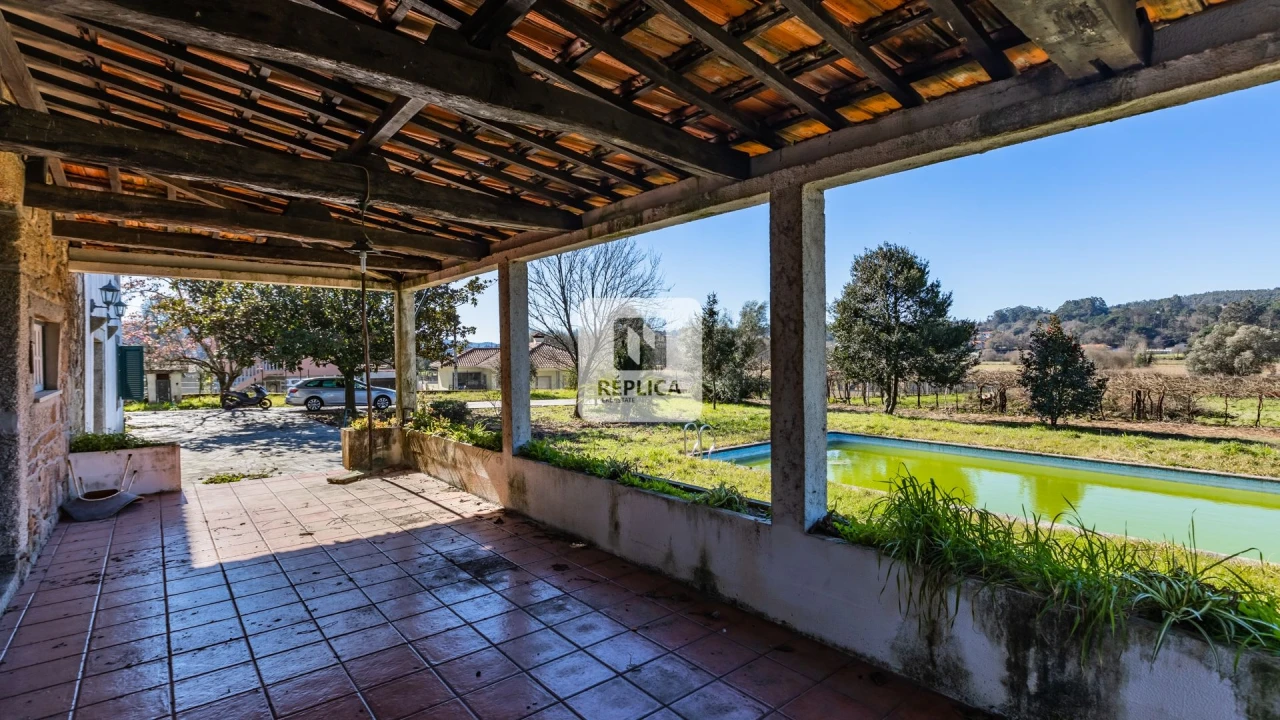 Quinta T9 para Venda em Carreira e Refojos de Riba de Ave Foto 25