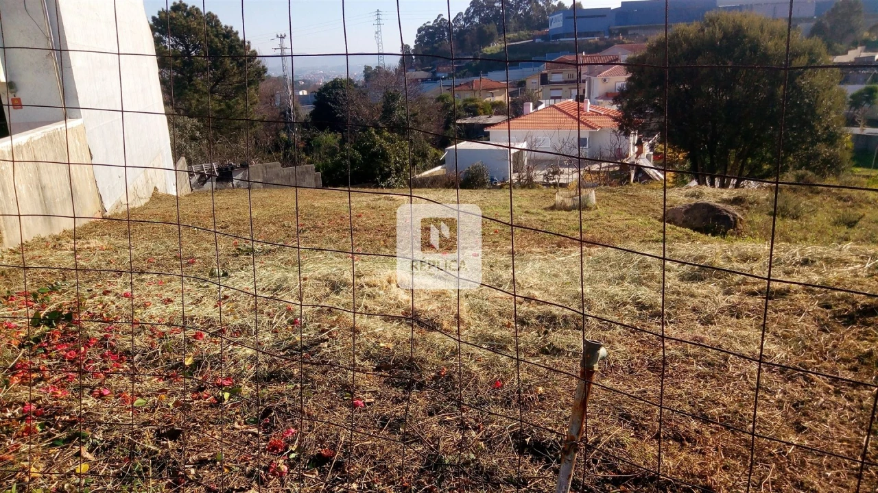 Terreno para Venda em Pedroso e Seixezelo Foto 7