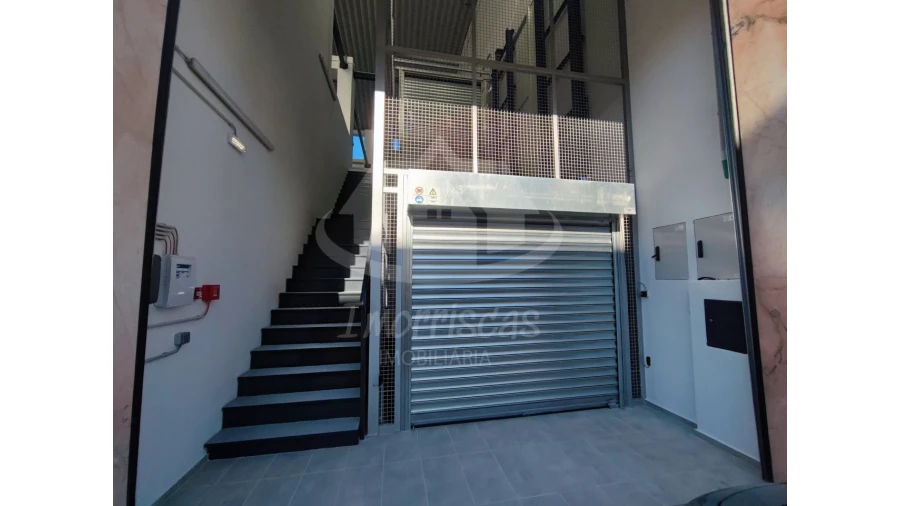 Armazém para Venda em Sacavém e Prior Velho Foto 6