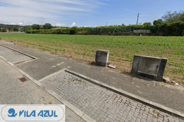 Terreno para Venda em Guilhabreu Foto 2