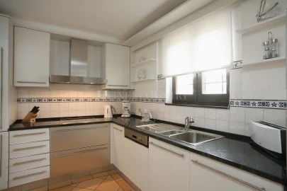 Apartamento T2 para Venda em Albufeira e Olhos de Água
